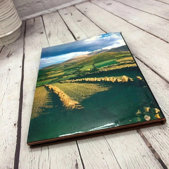 vintage IRELAND a picture book to remember her by 1978 - Picture 7 of 7